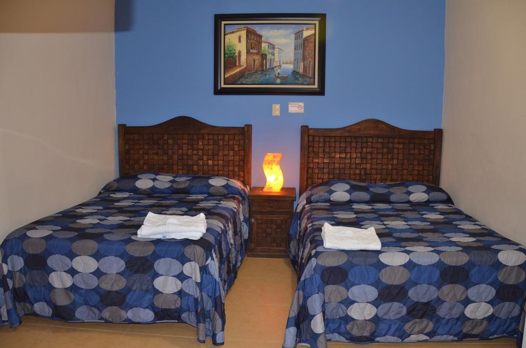 Terracota Corner Rooms Campeche Exterior photo