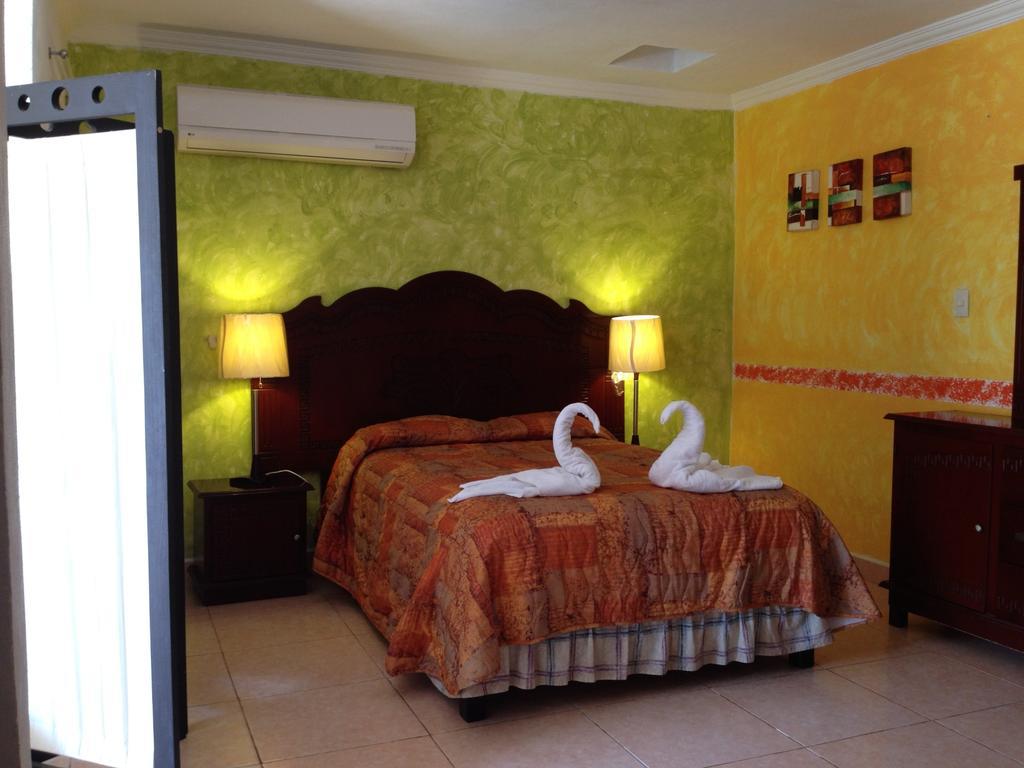 Terracota Corner Rooms Campeche Exterior photo